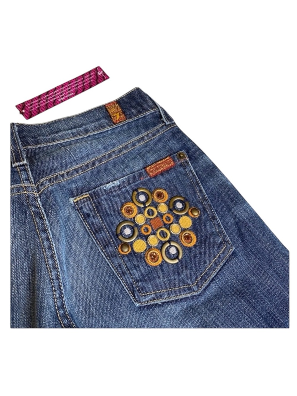 new 7 For All Mankind® ☯︎︎ Gold Medallion Embroidered Bootcut Jeans ☯︎︎ NY Dark - Picture 9 of 17